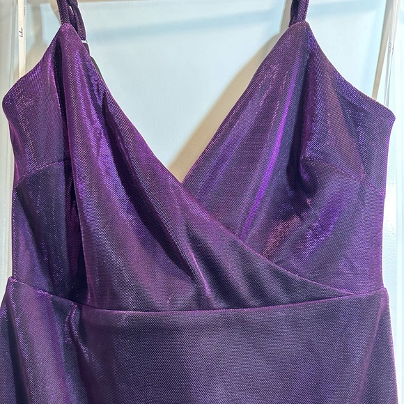 Dress - Picture 2 of 5